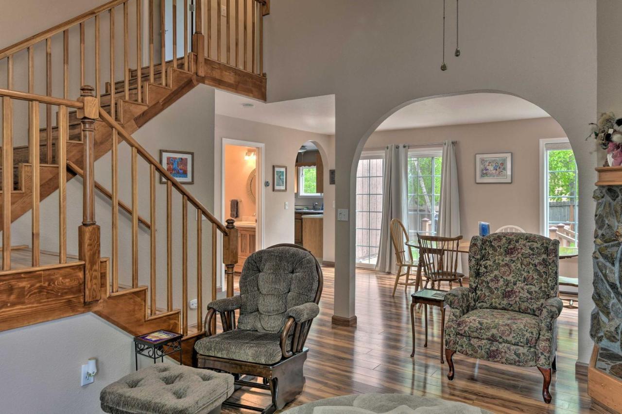 فيلا Pet Friendly Anchorage Retreat With Deck And Yard المظهر الخارجي الصورة